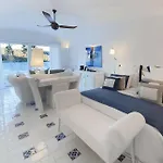 Il Riccio House Ξενοδοχείο 4*