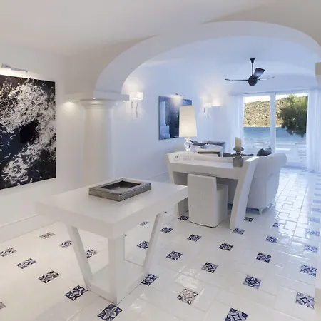 Il Riccio House Hotell