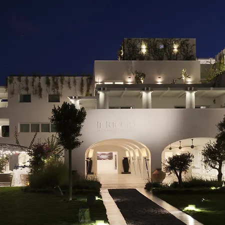 Il Riccio House Hotell 4*