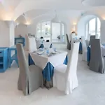 Il Riccio House